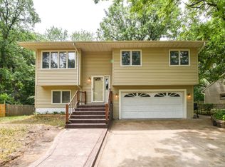 1052 93rd Ave NW, Coon Rapids, MN 55433