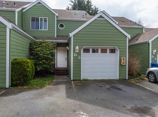 1250 SW Heller St APT D3, Oak Harbor, WA 98277