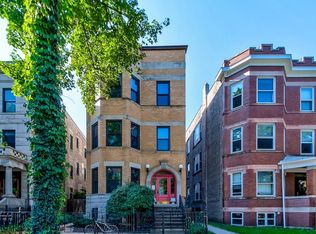 1129 W Wellington Ave, Chicago, IL 60657
