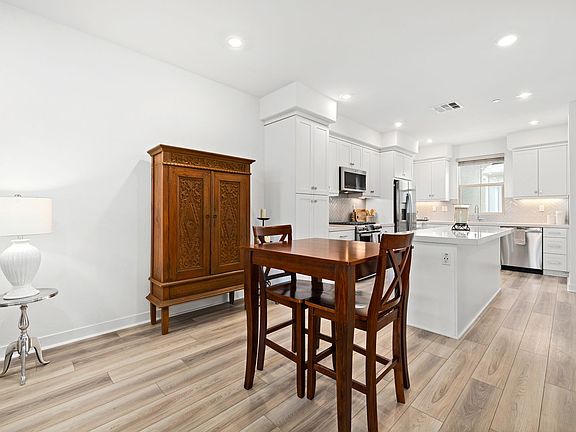 5th image of 192 Juniper Dr