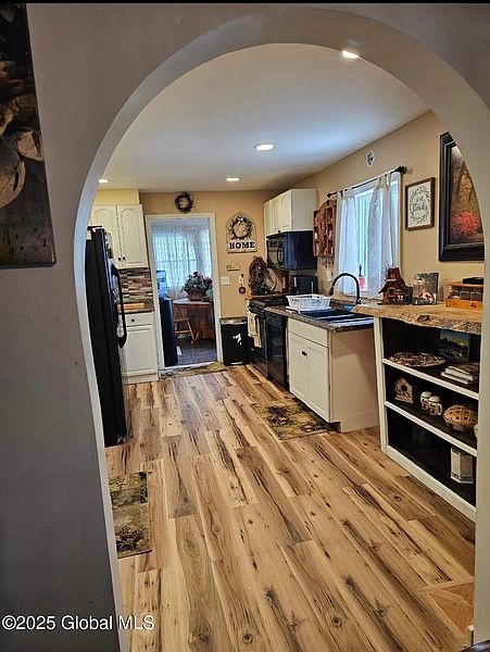 2nd image of 80 Oak Street