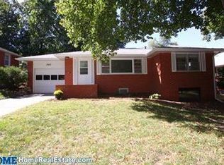 2515 S 39th St, Lincoln, NE 68506