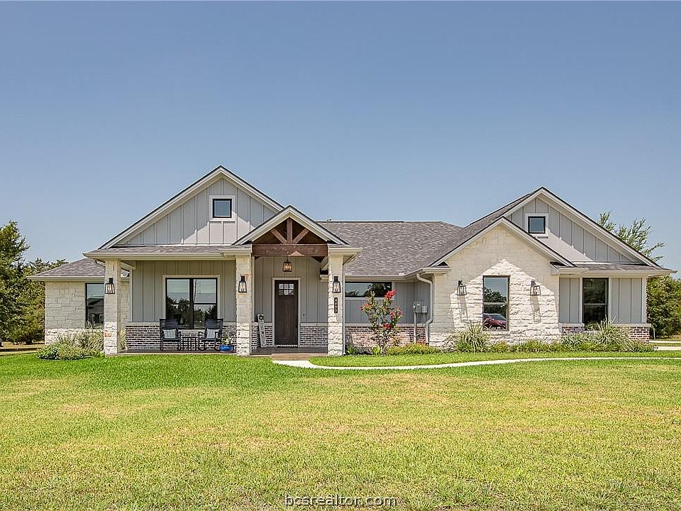 1st image of 4095 Golden Eagle Dr