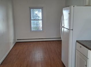 143 S Water St, Greenwich, CT 06830
