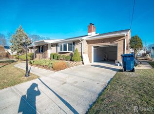 1178 Newton St, North Brunswick, NJ 08902