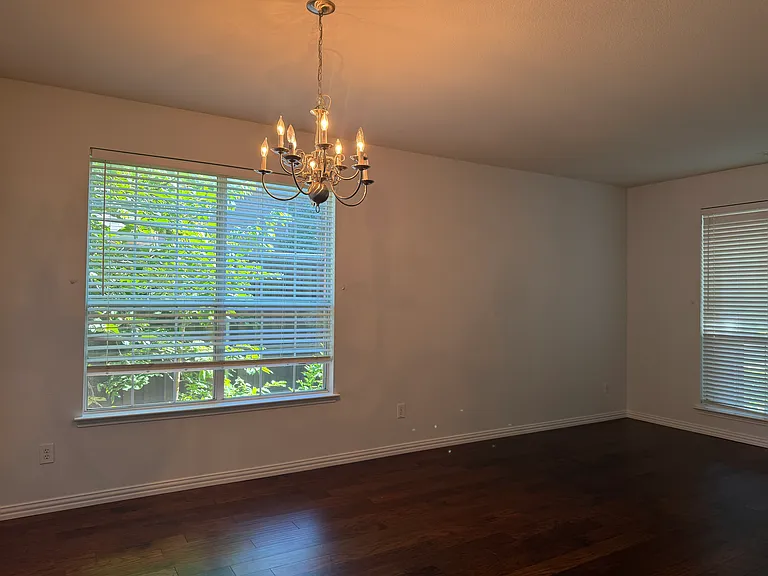 8373 Brightside Ln — Photo 2