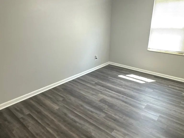 6512 Six Mile Ln #6-1 — Photo 4