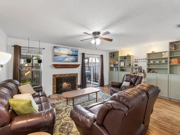 6434 Kentwick Dr, Houston, TX 77084