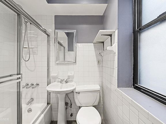5th image of 220 E 82nd St APT 3RE