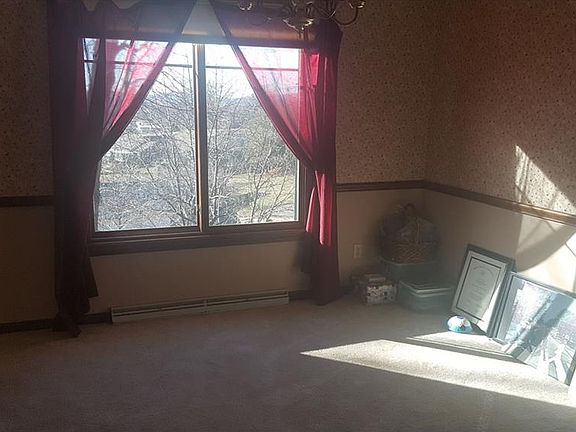 5th image of 219 Chauncey Ave NW