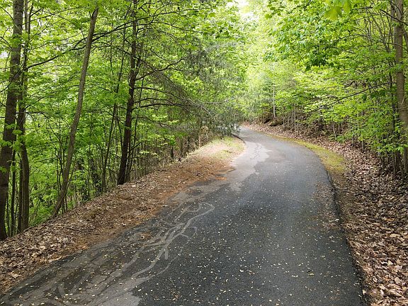 4th image of 119 Croft Mountain Rd