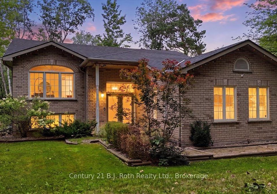 1st image of 1439 Chapman Rd
