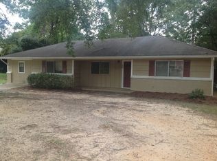 358 Queen Theresa Ln, Jackson, MS 39209