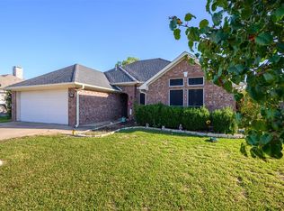 203 White Wing Dr, Krum, TX 76249