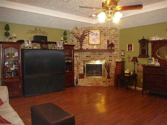 5th image of 513 Drawhorn Dr