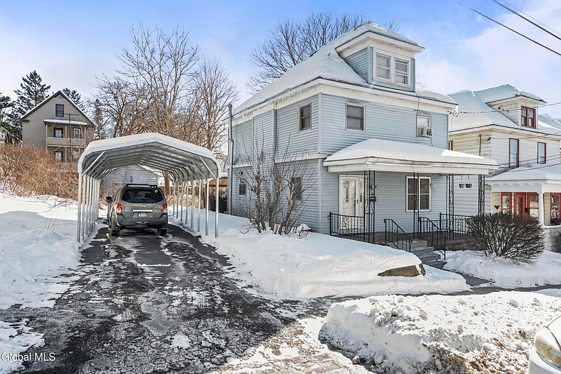 2nd image of 122 Haigh Avenue
