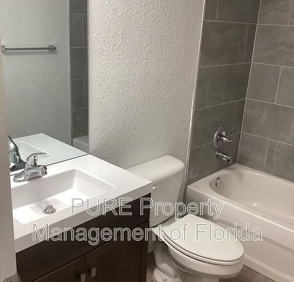13367 SE 38th Ct — Photo 6