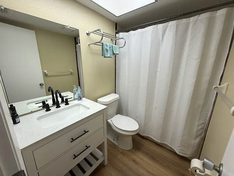 5707 Foxlake Dr #8 — Photo 4