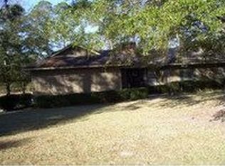 2201 Darling Ave, Waycross, GA 31501