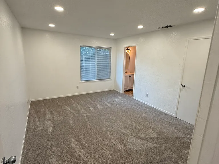 6862 Concert Way — Photo 11
