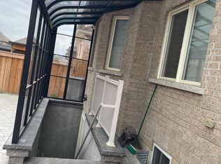 25 Seymour Rd, Brampton, ON L6R 4A9
