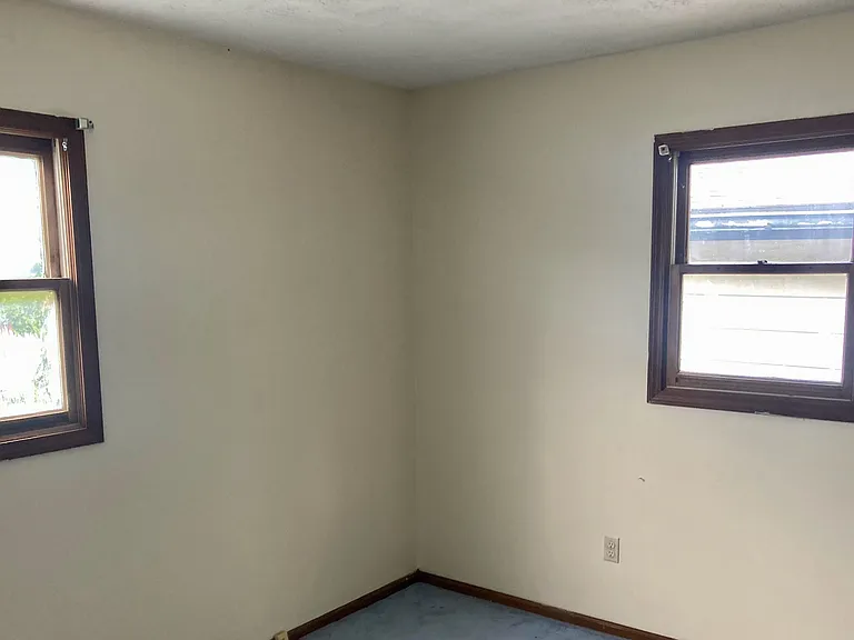 4205 E Scholl Rd — Photo 23