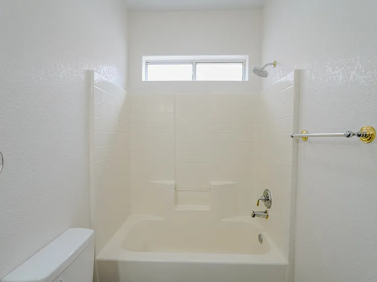 1825 E Shore Villas Dr #DRIVE44 — Photo 20