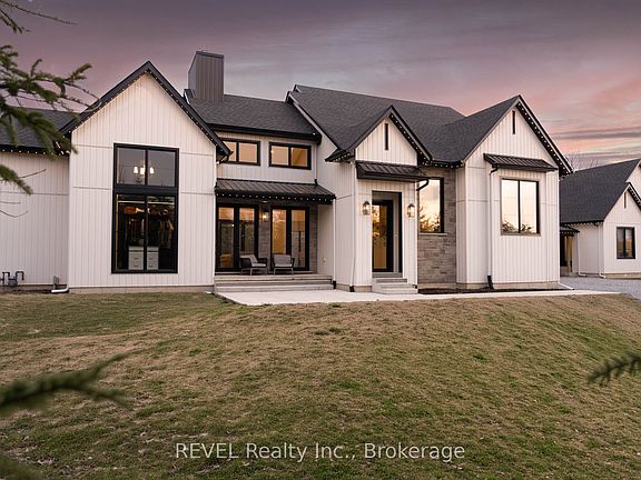 4th image of 3901 White Rd