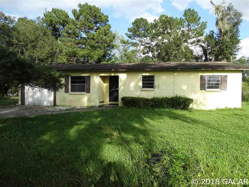 1st image of 5901 SE 223rd St