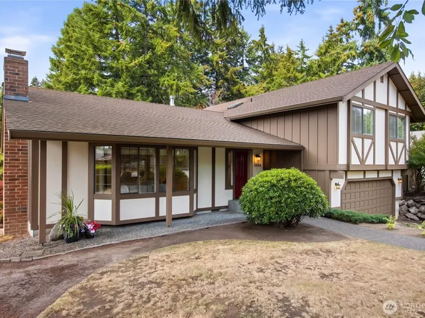 5004 63rd Avenue W, University Place, WA 98467