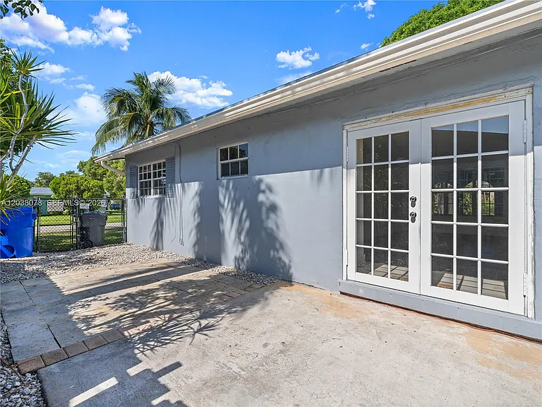 7591 Pierce St — Photo 23
