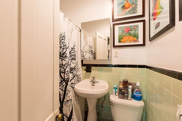 Rented by Berman Realty | media 9