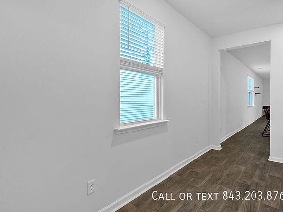 5th image of 212 Sweet Cherry Ln