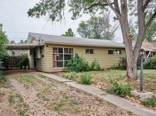 915 Nome St, Aurora, CO 80010