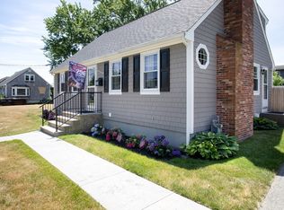 100 Sycamore St, Swansea, MA 02777