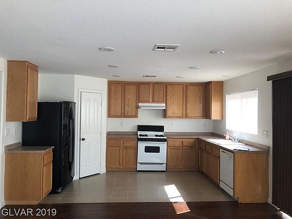 5th image of 5321 Franklin Grove St