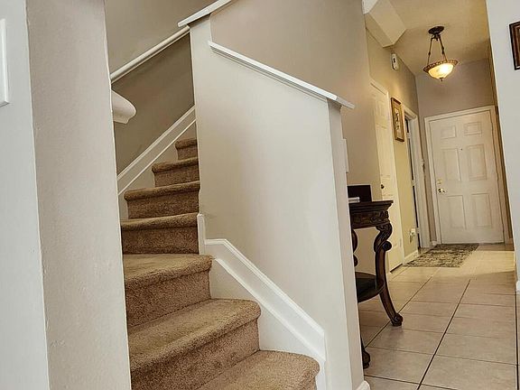 4th image of 226 Foxtail Drive #D