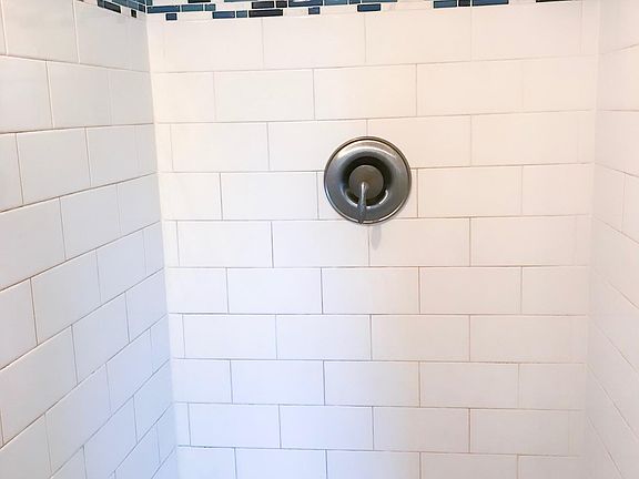 5th image of 1208 Vasi Way