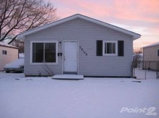 20158 Woodward St, Clinton Township, MI 48035