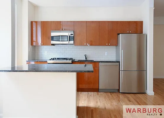 Rented by Warburg | media 23
