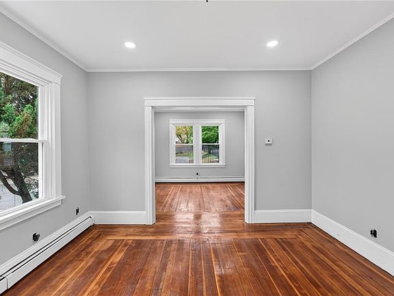 5th image of 31 Bowdoin St