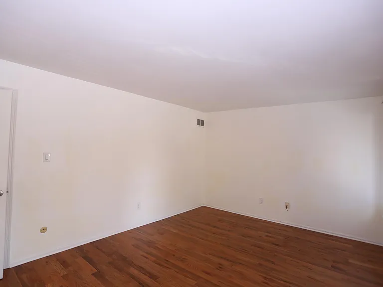 133 Woodgate Ln #23 — Photo 13