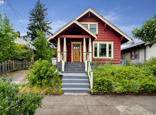 8027 SE Yamhill St, Portland, OR 97215