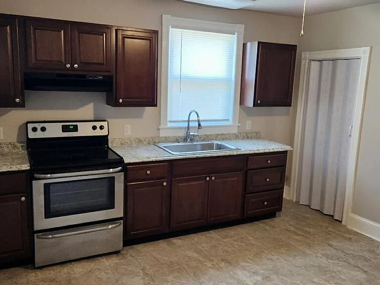 73 N Franklin St #3 — Photo 18