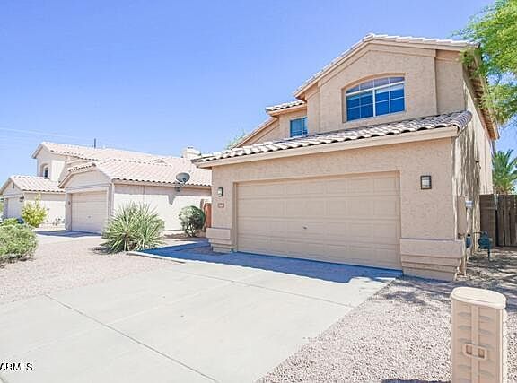 3rd image of 343 W Bolero Dr