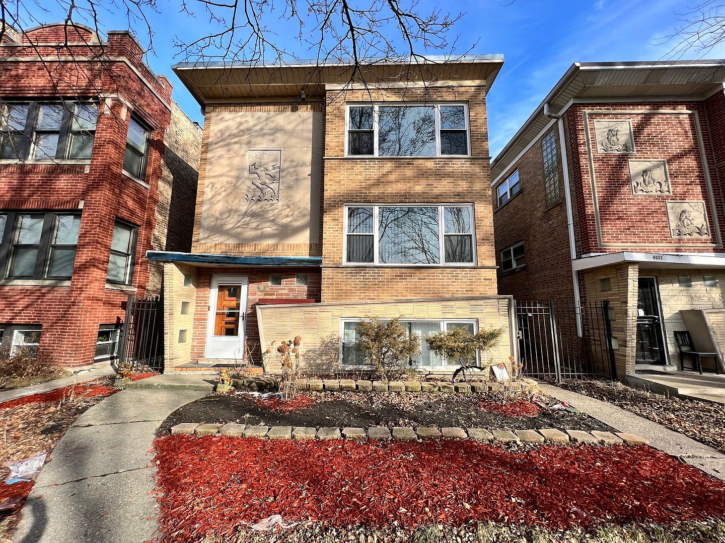 4039 N Sawyer Ave, Chicago, IL 60618 | Zillow