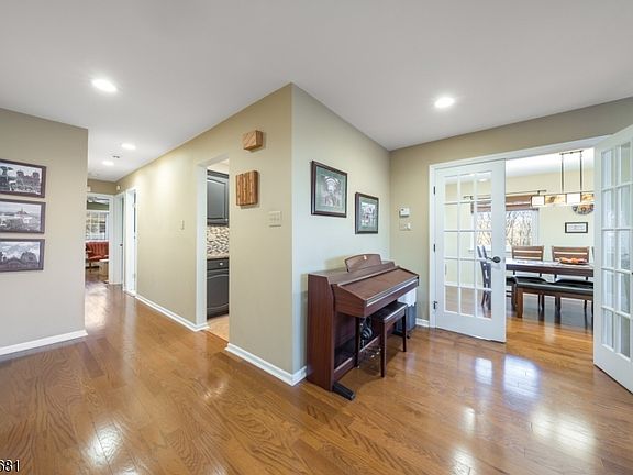 2nd image of 21D Foxwood Dr