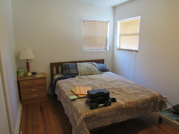 3rd image of 2906 Avenue E
