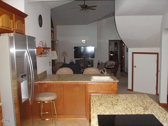 3rd image of 213 Eagle Dr