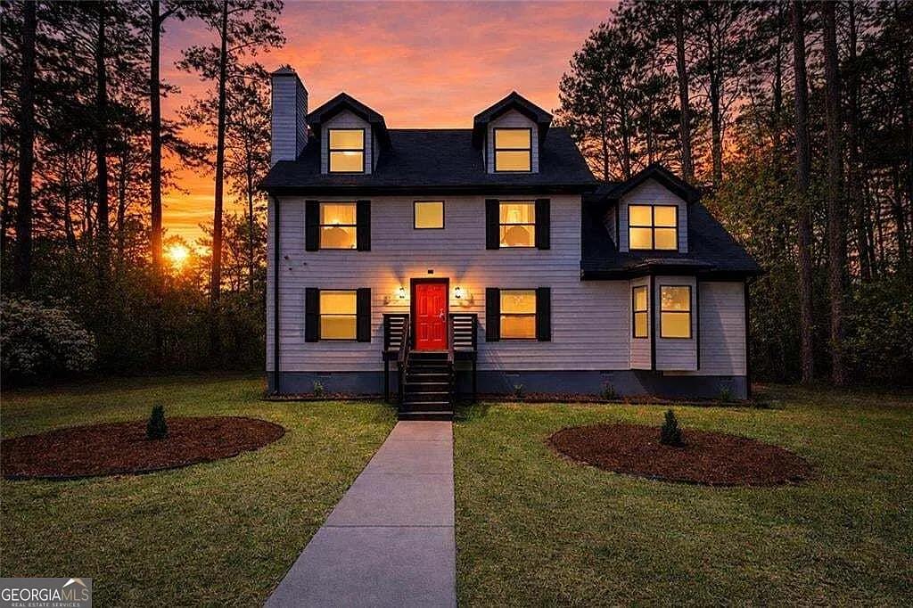4 bed, 4.0 bath, 1879 sqft, $2,950 — Photo 3